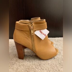 Splendid Jojo Open Toe Ankle Bootie Size 9.5 Camel Pebbled Leather Side Zip Heel